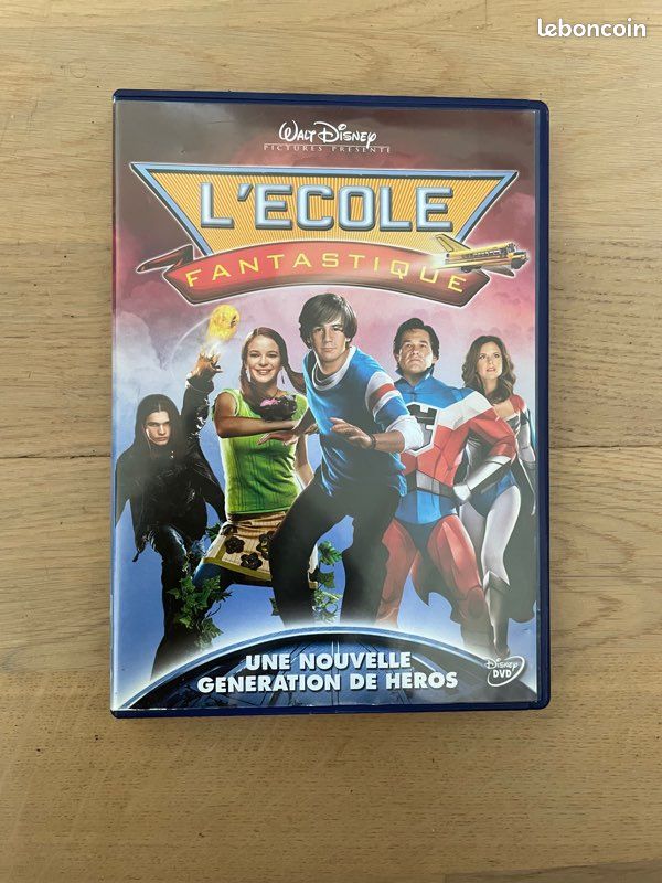 DVD L’école fantastique (image 1)