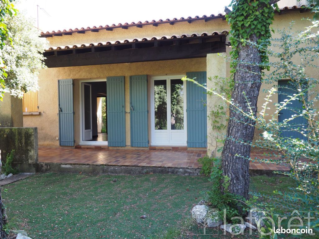 Maison 4 pièces 95 m² · à Les Angles · 95 m² · 1 090 €/mois