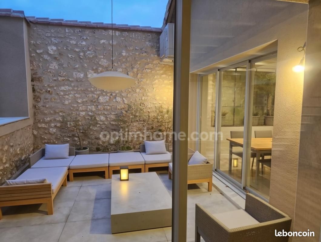 Maison 6 pièces 140 m² · à Angoulême · 140 m² · 250 000 €