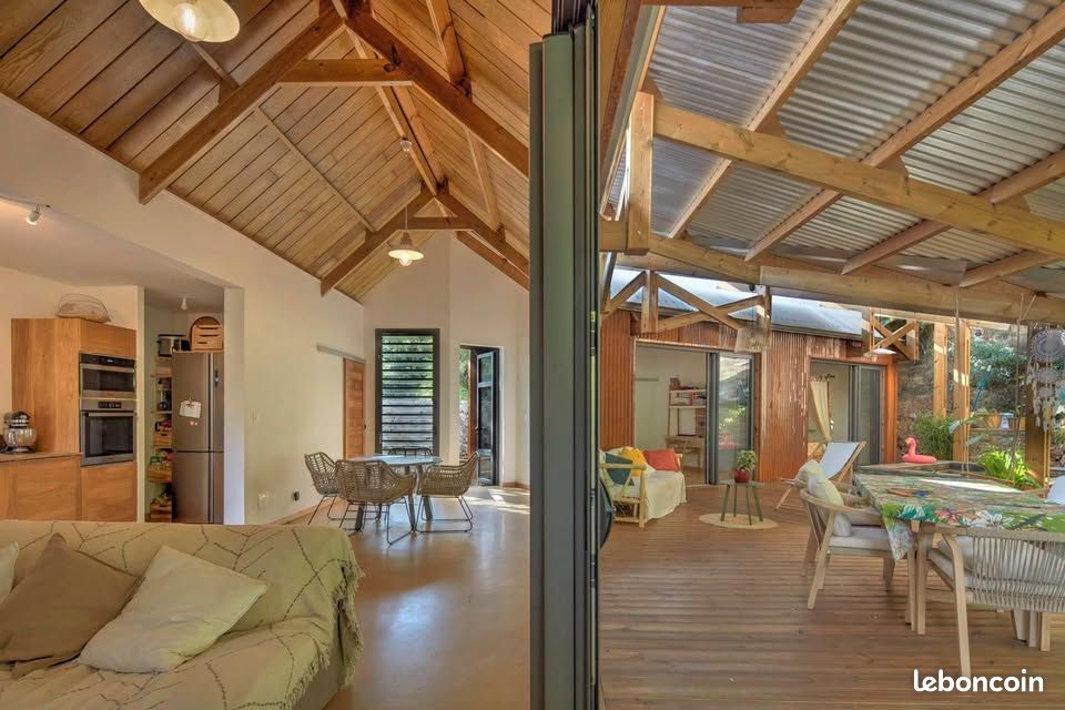 Maison 3 pièces 70 m² · à Saint-Pierre · 70 m² · 1 950 €