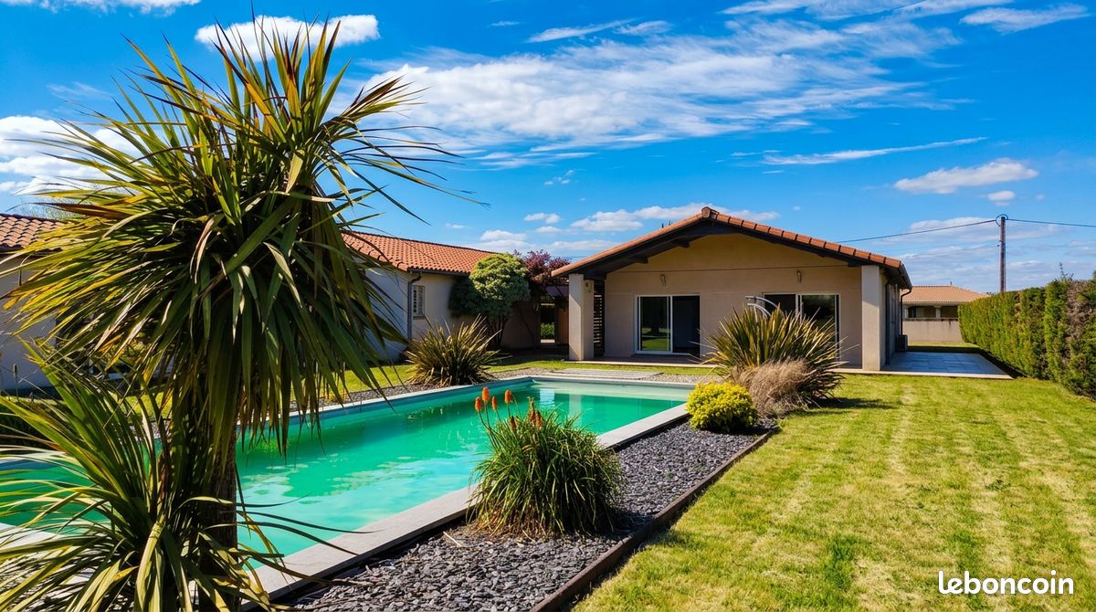 Maison 7 pièces 186 m² · à Giroussens · 186 m² · 398 000 €