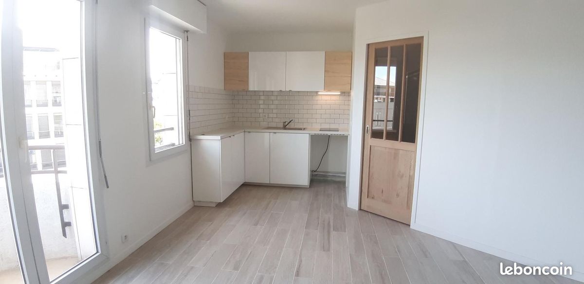 Appartement 1 pièce 27 m² · à Issy-les-Moulineaux · 27 m² · 1 048 €/mois