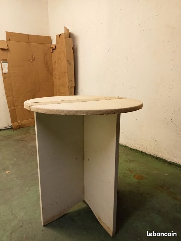 Table ronde pliante (image 1)