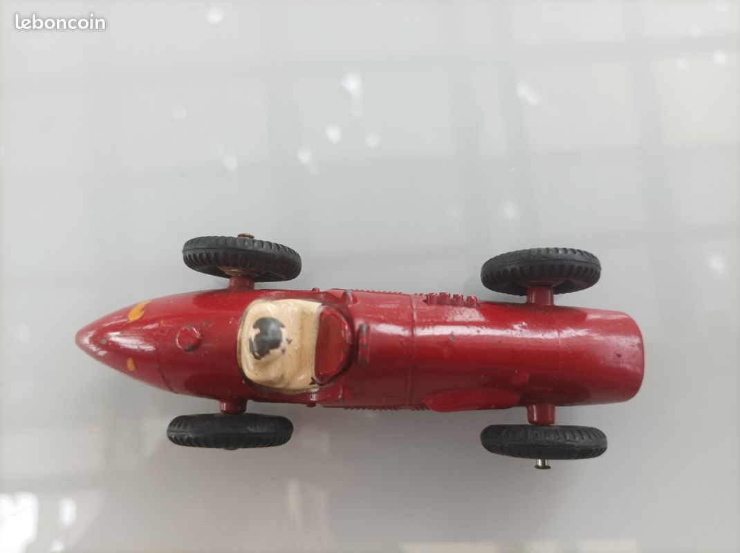 Dinky toys france 23j ferrari course complète en boite - Modélisme