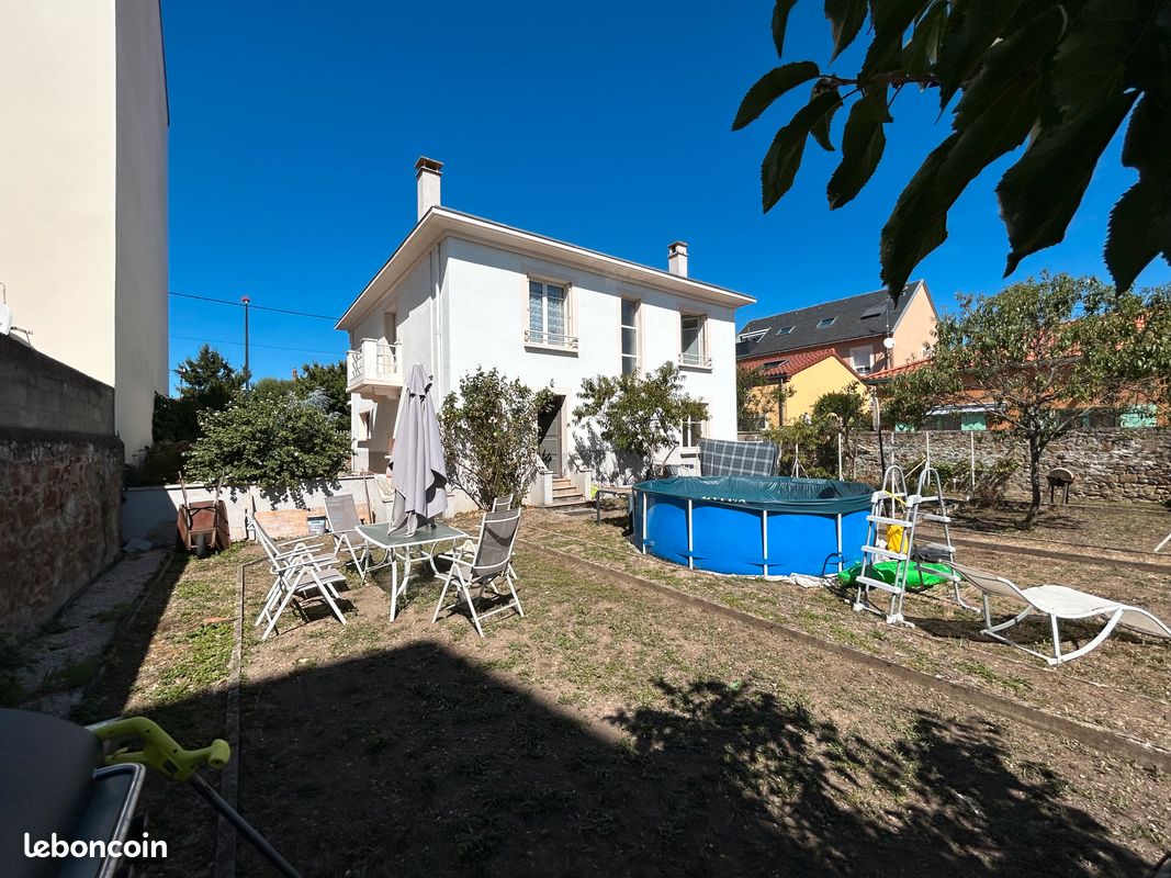 Maison 6 pièces 150 m² · à Issoire · 150 m² · 285 000 €