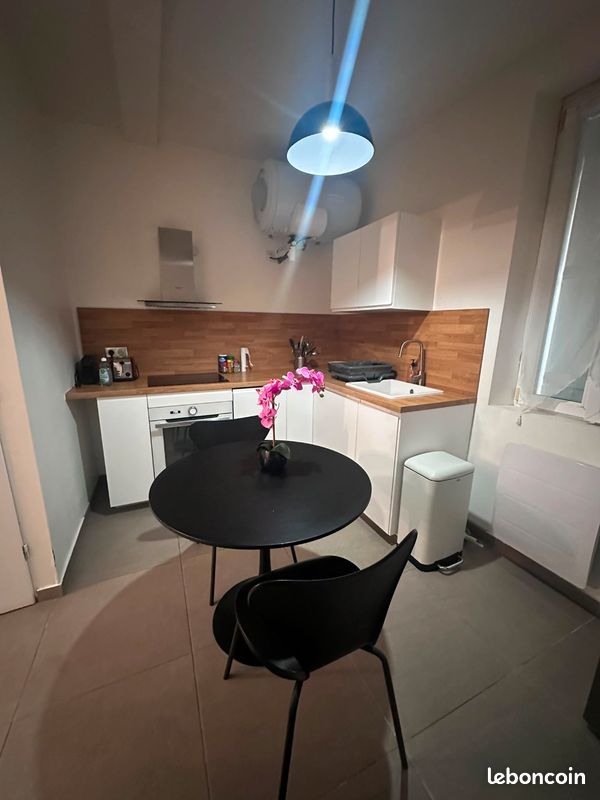 Appartement 1 pièce 30 m² · à Toulon · 30 m² · 580 €/mois