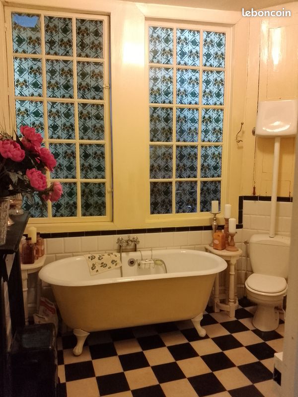 Maison 14 pièces 270 m² · à Montréjeau · 270 m² · 130 000 €
