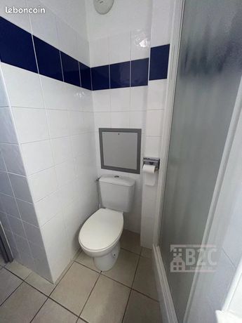 https://img.leboncoin.fr/api/v1/lbcpb1/images/79/e6/77/79e677fd5e9473b2c822ffd81a4264d43ebb22ac.jpg?rule=ad-image