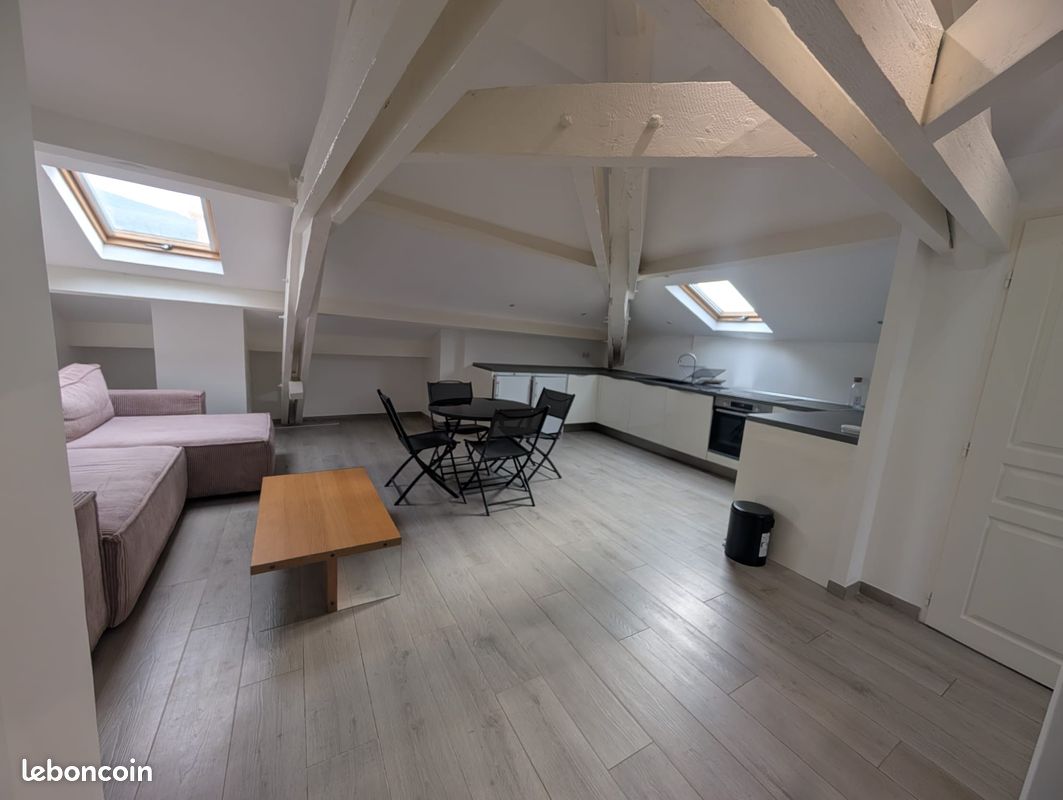 Appartement 2 pièces 33 m² · à Menton · 33 m² · 1 090 €/mois