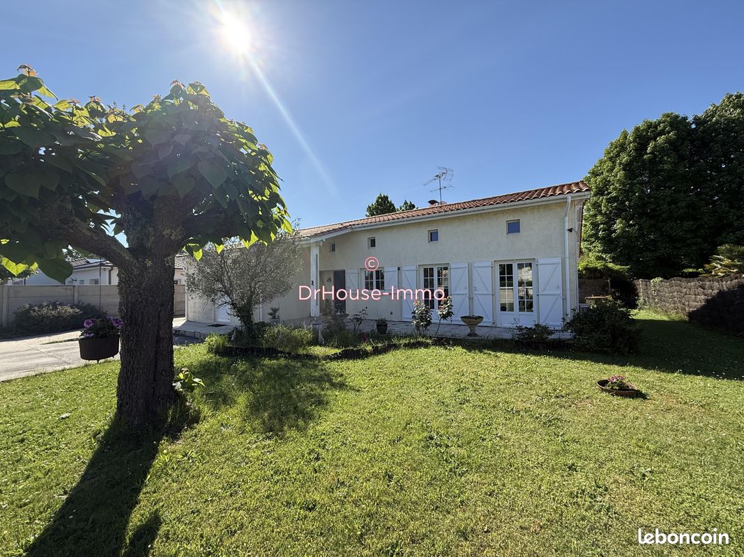 Maison 6 pièces 120 m² · à Saint-Jean-d'Illac · 120 m² · 455 000 €
