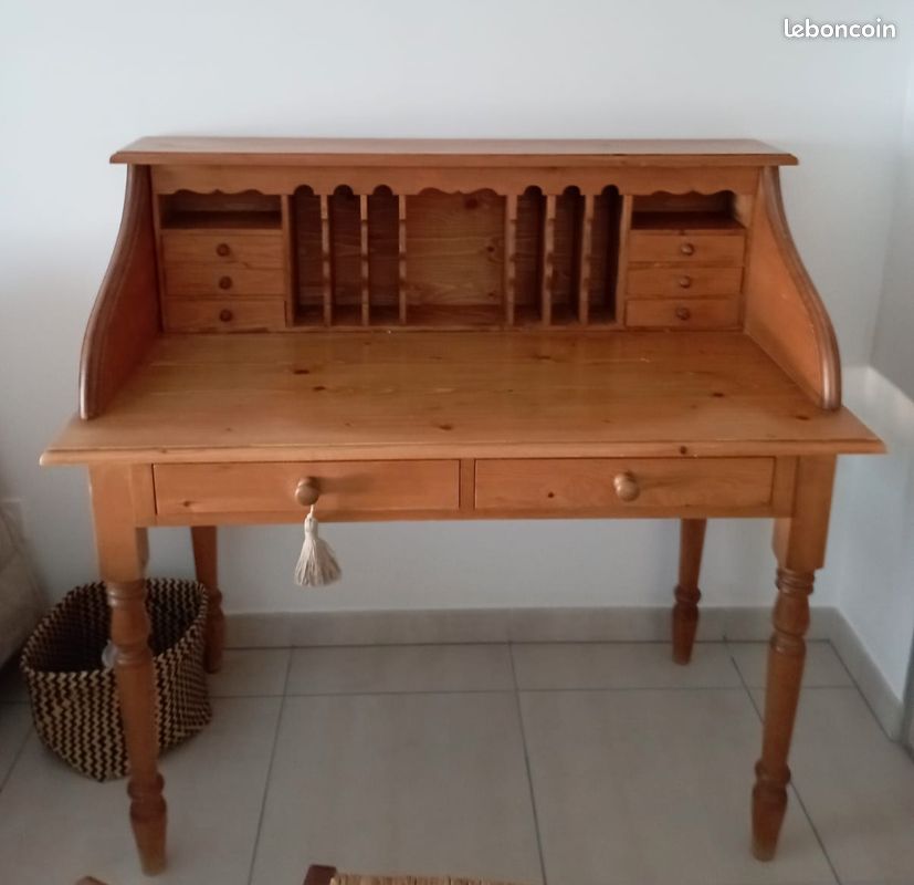 Bureau secrétaire (image 1)