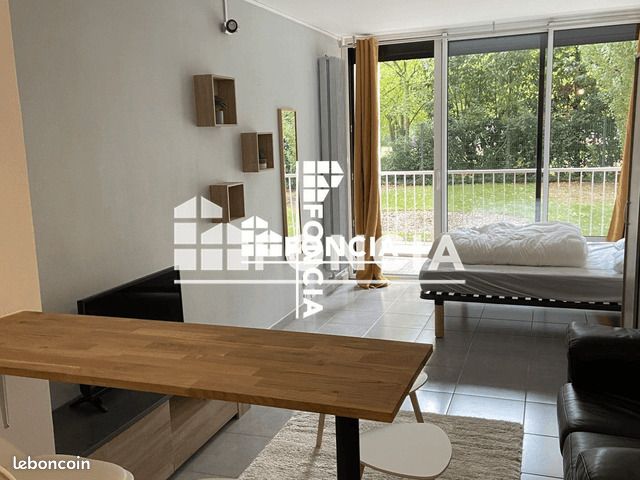 Appartement 1 pièce 26 m² · à Angers · 26 m² · 600 €