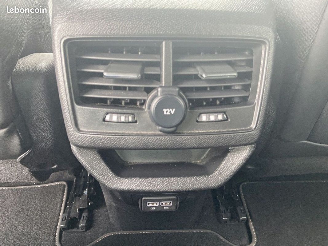 Peugeot 3008 BlueHDi 130 EAT8 GT (image 23)