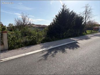 Vente terrain 673 m² Lavernose-Lacasse (31410) · 124 900 €