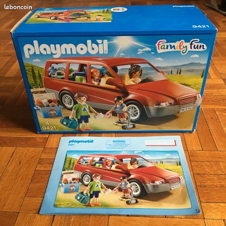 Playmobil Family Fun Voiture Famille départ en vacances