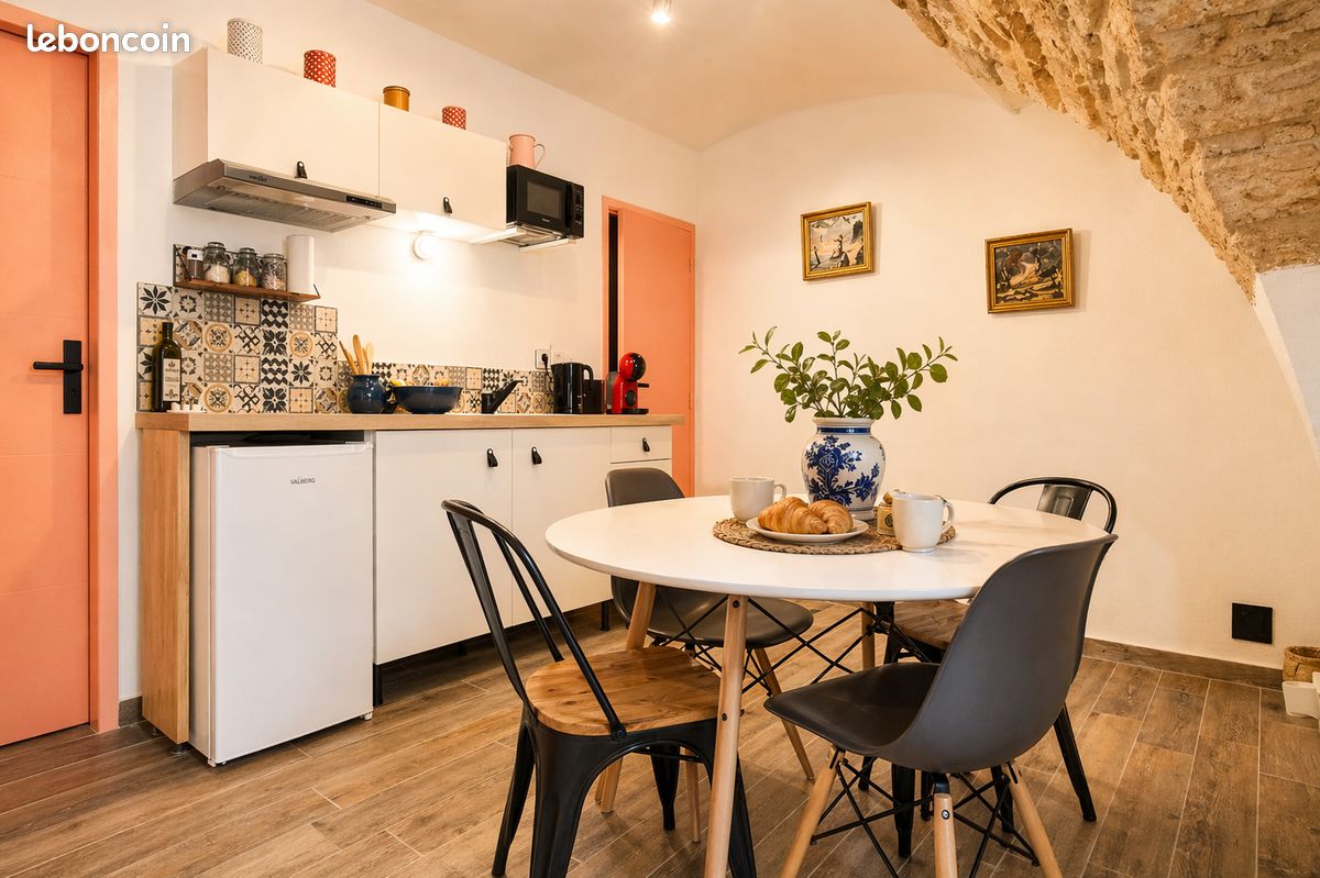 Appartement 2 pièces 33 m² · à Remoulins · 33 m² · 810 €