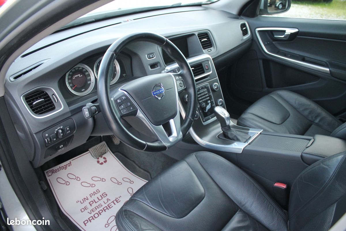 Volvo V60 2.0 TDi 20V 163cv Geartronic6 Summem (image 4)
