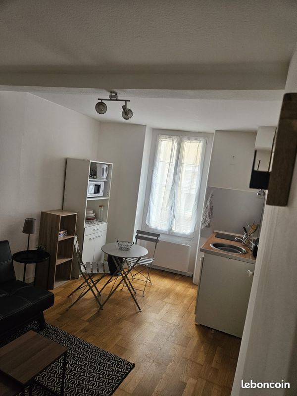 Appartement 1 pièce 20 m² · à Foix · 20 m² · 380 €