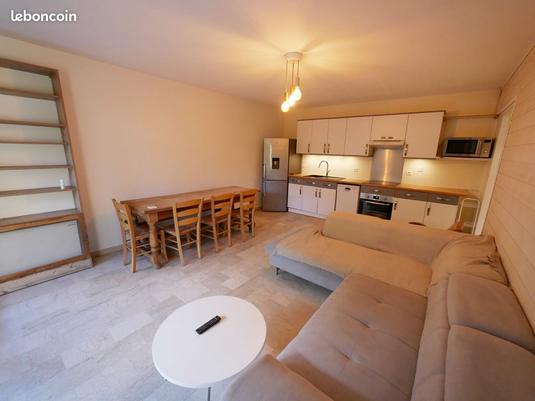Appartement 3 pièces 61 m² · à Annecy · 61 m² · 1 618 €