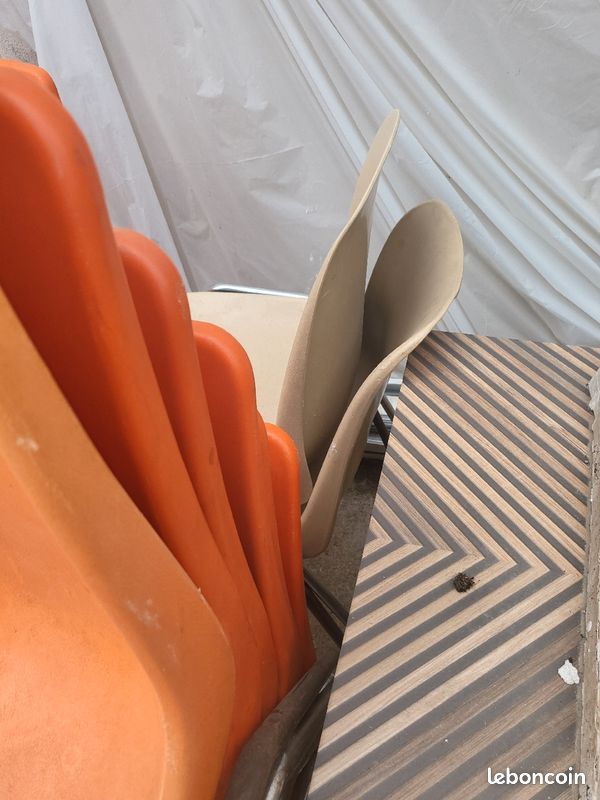Chaise (image 2)