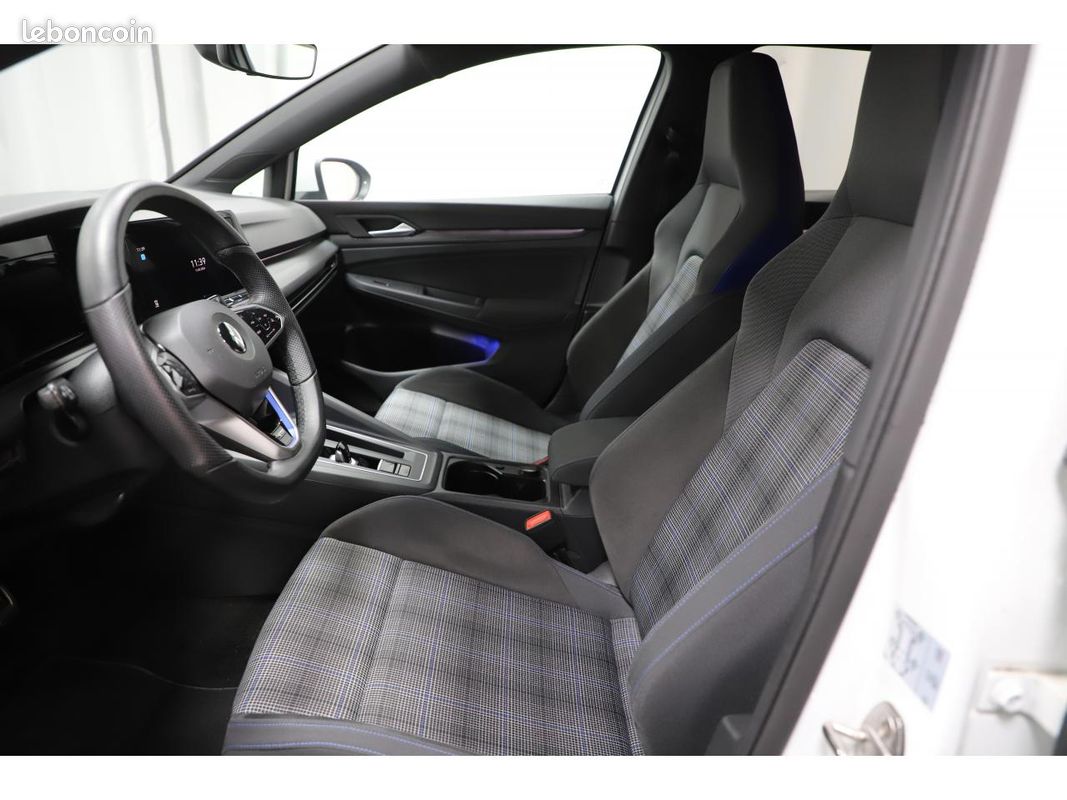 VOLKSWAGEN GOLF VIII GTE 1.4 eHybrid 245 - DSG 6 (image 14)
