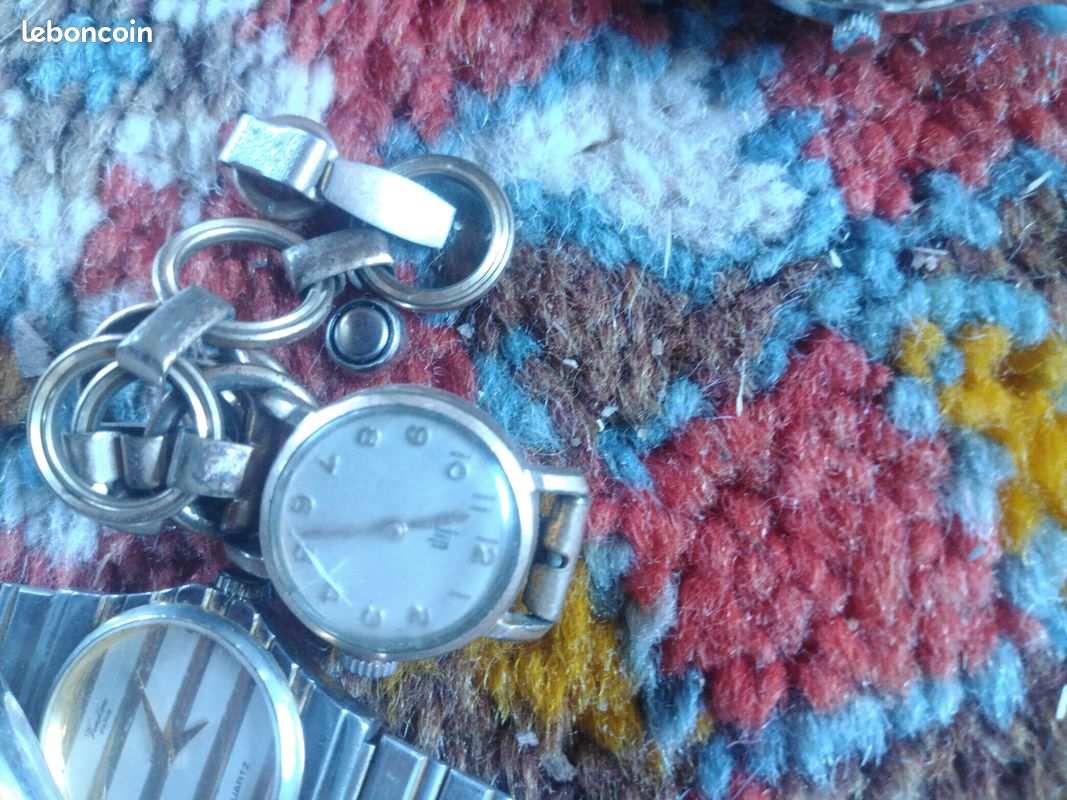 Lot 73 montres vintage (image 4)