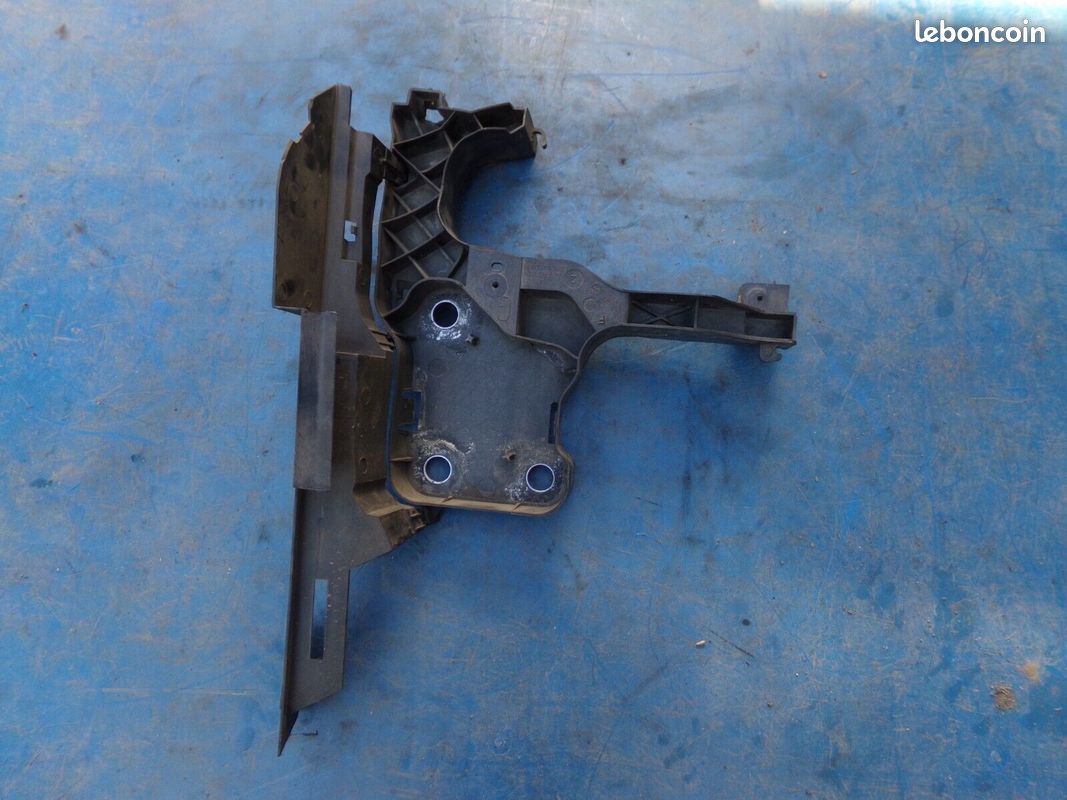 Support De Phare Avant Gauche Pour Renault Megane 2 (2002-2008) - Référence OEM 8200137495