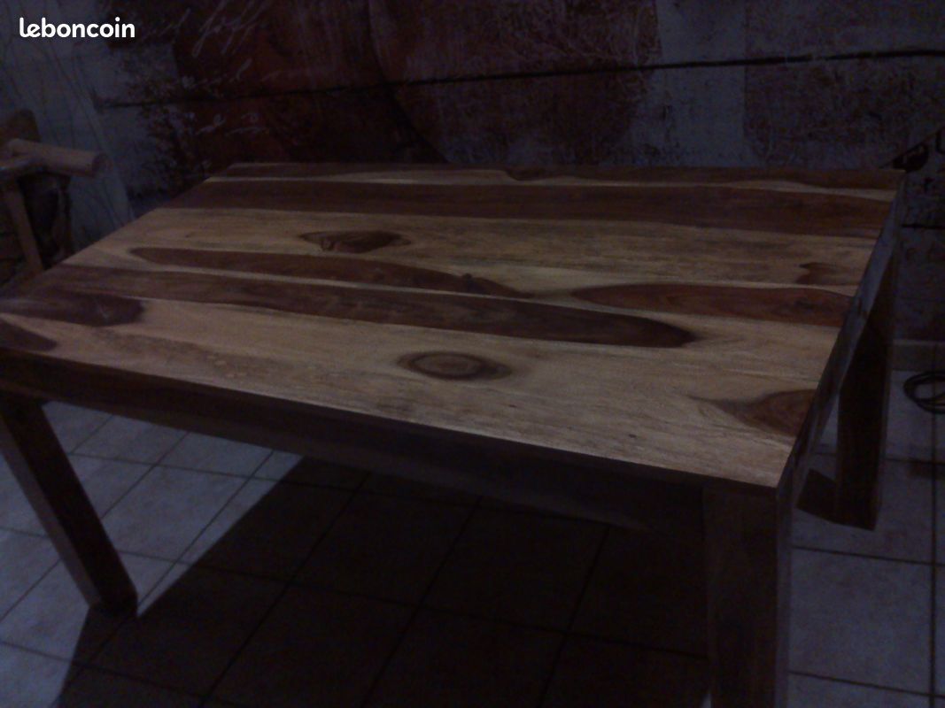 Table a manger massif (image 2)