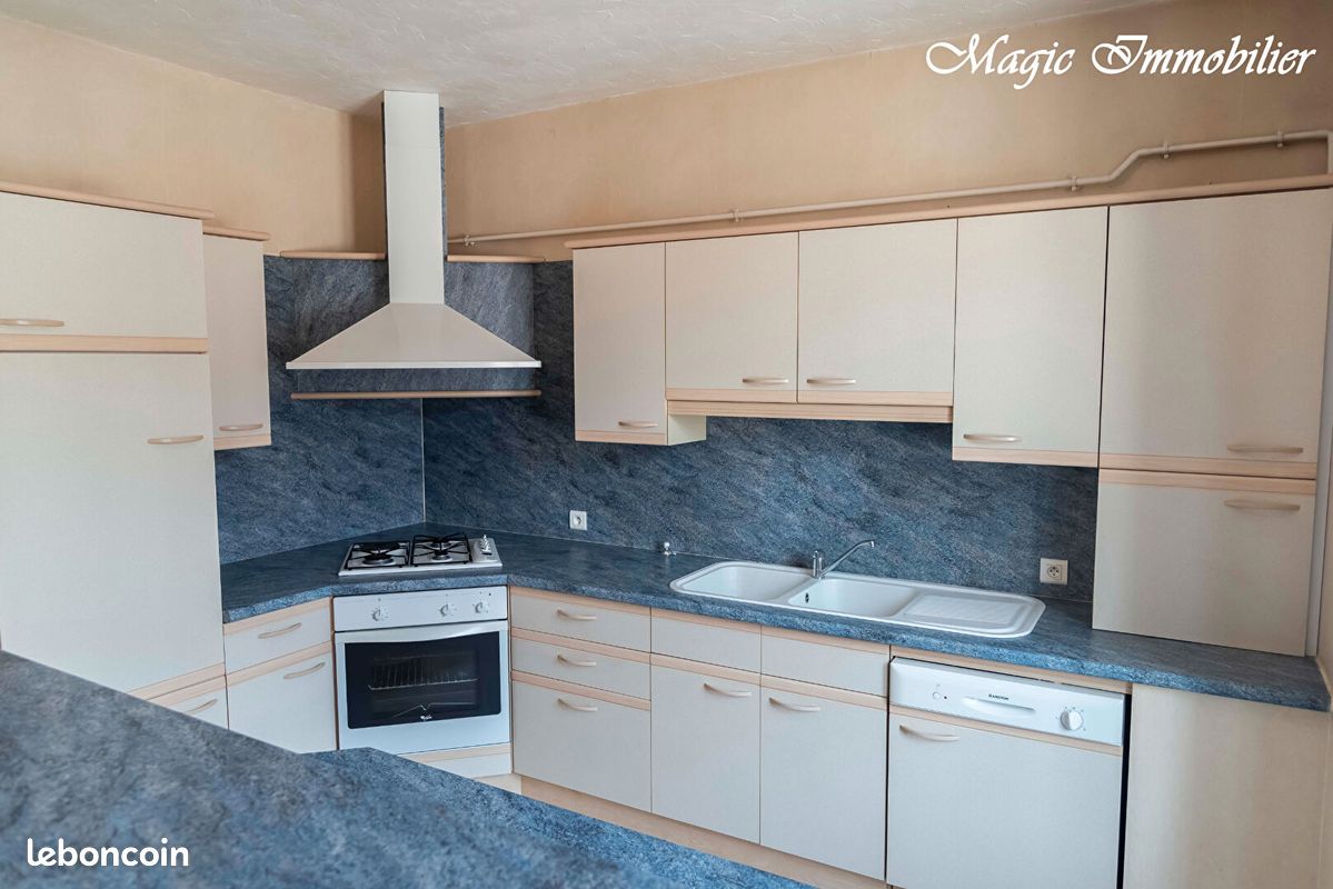 Appartement 2 pièces 54 m² · à Oyonnax · 54 m² · 93 500 €