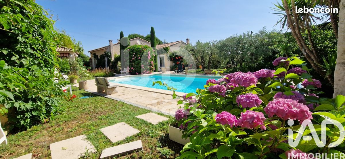 Maison 6 pièces 205 m² · à Sernhac · 205 m² · 638 900 €