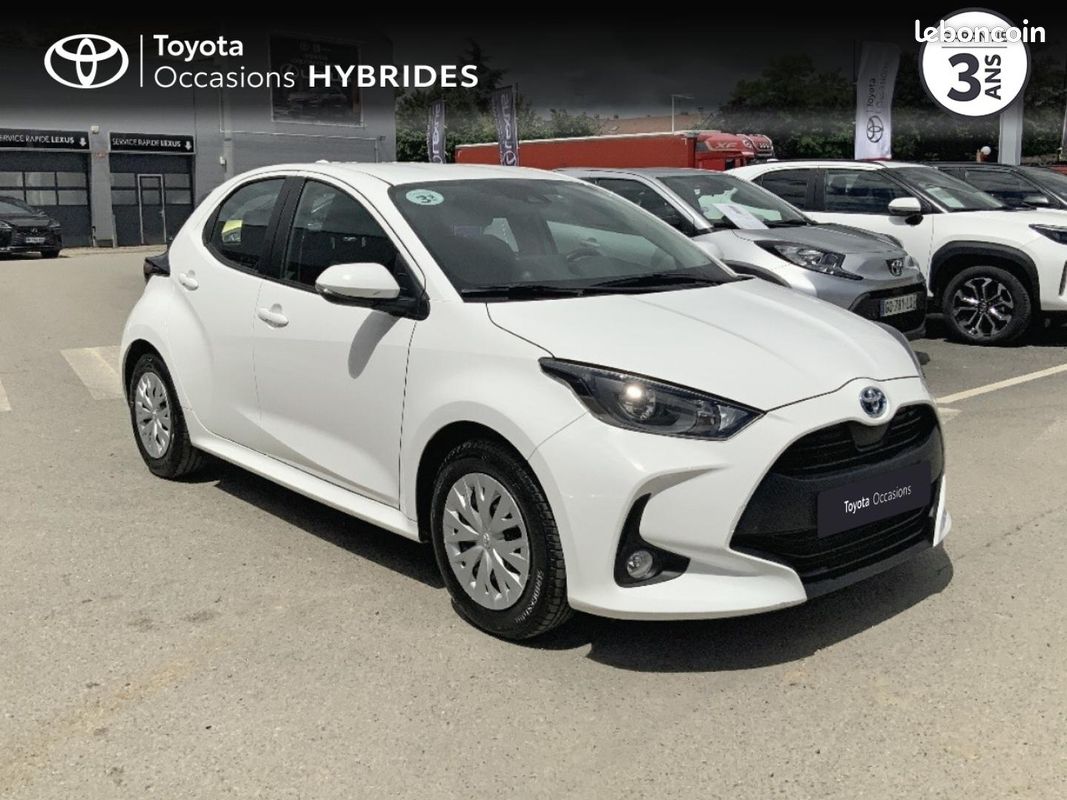 Toyota Yaris 116h Dynamic Business 5p MY22 (image 7)