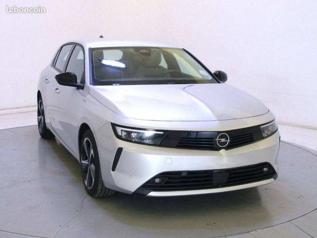 OPEL Astra 1.2 Turbo 110 ch BVM6 (image 2)