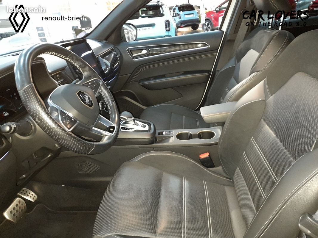 RENAULT Arkana E-Tech hybride 145 - 22 Engineered (image 17)