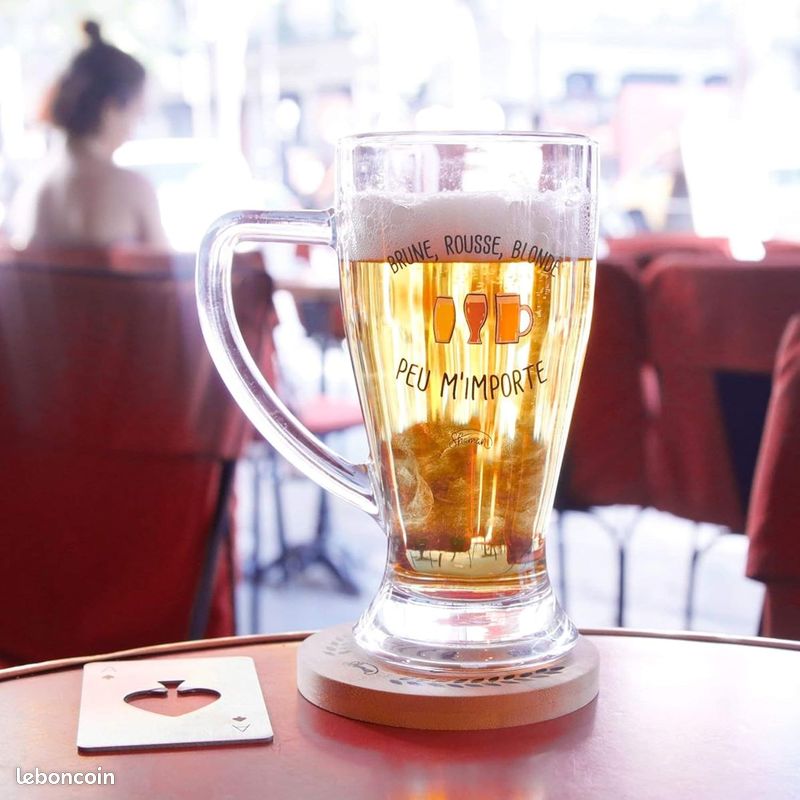 Coffret bière Champion de l'apéro Le Fabuleux Shaman Brune rousse blonde Peu m'importe Chope Dessous de verre Décapsuleur Transparent beige et gris Verre bois et métal NEUF Idée cadeau (image 7)