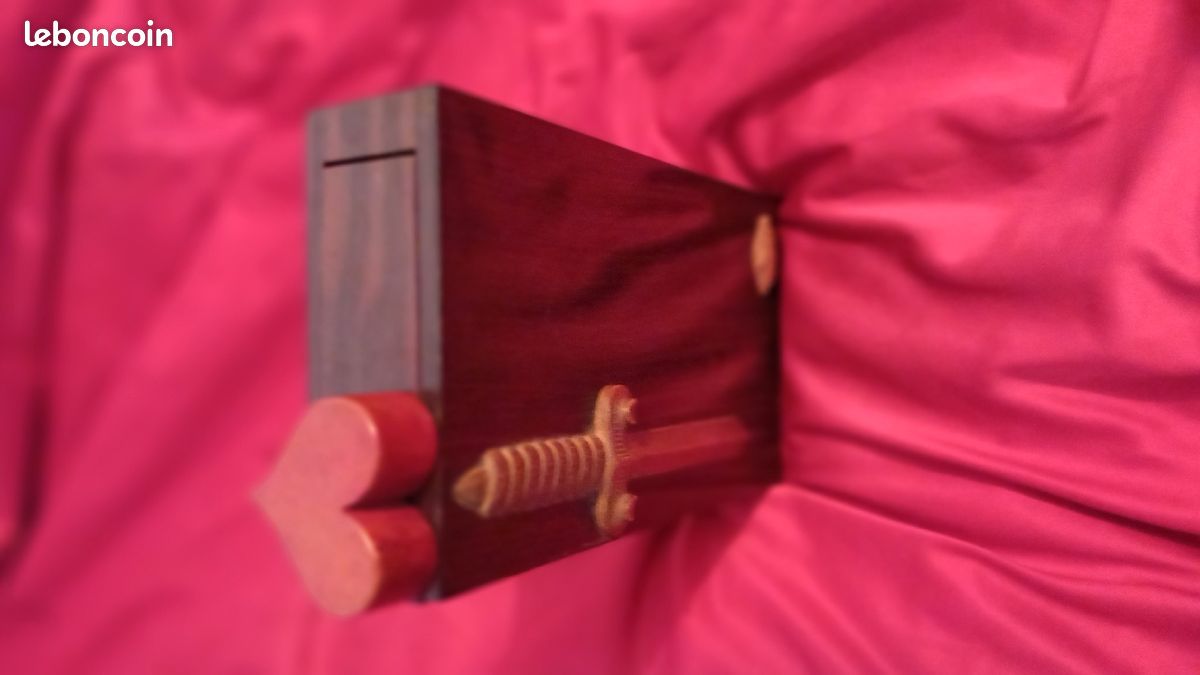 Boîte à jeux arts déco (image 2)