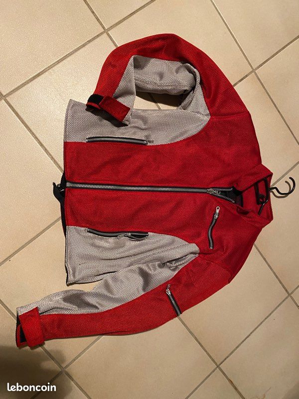 Robe grise à boutons sur le devant fille 8 ans : Achat occasion | Robes