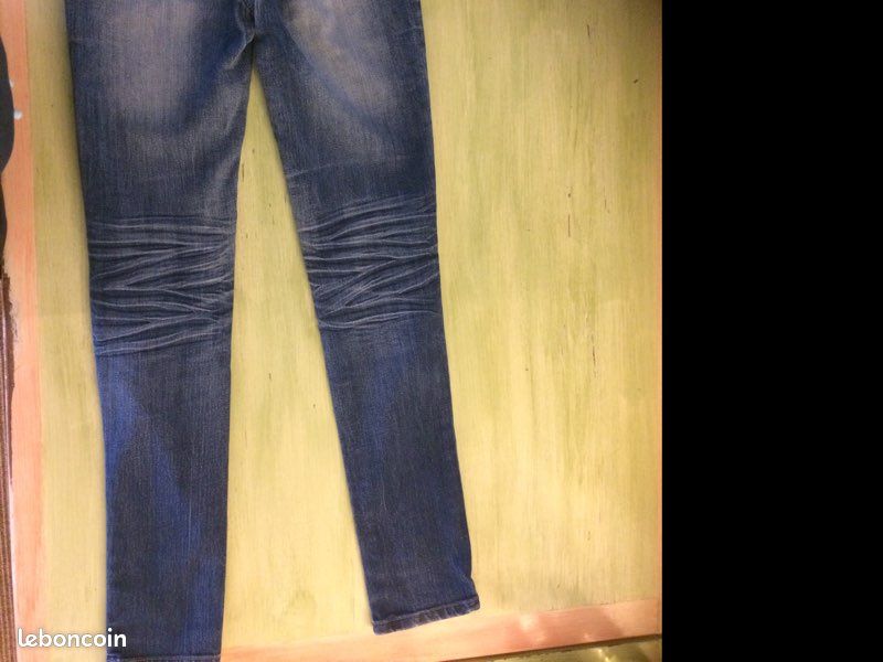Jean (image 3)