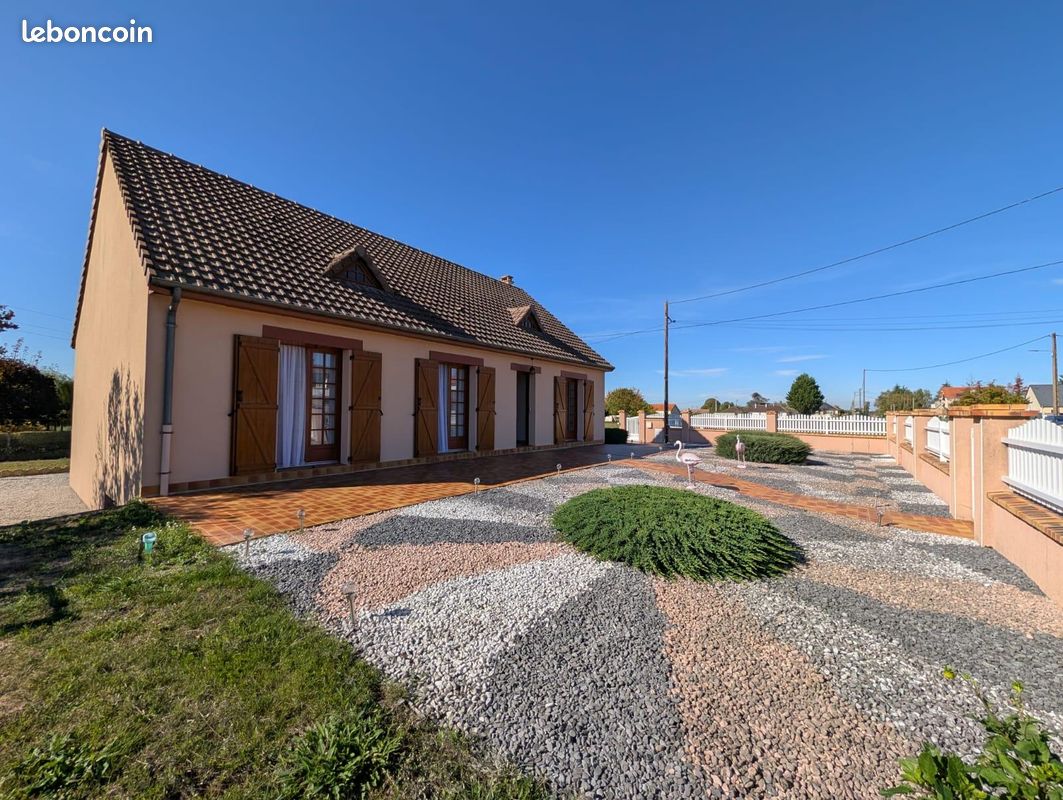 Maison 4 pièces 92 m² · à Mayet · 92 m² · 172 920 €