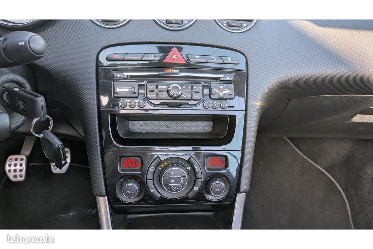 PEUGEOT 308 CC 1.6 156 Féline (image 29)