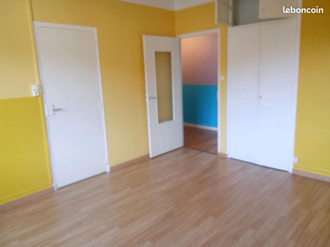 Appartement 3 pièces 58 m² · à Decazeville · 58 m² · 452 €