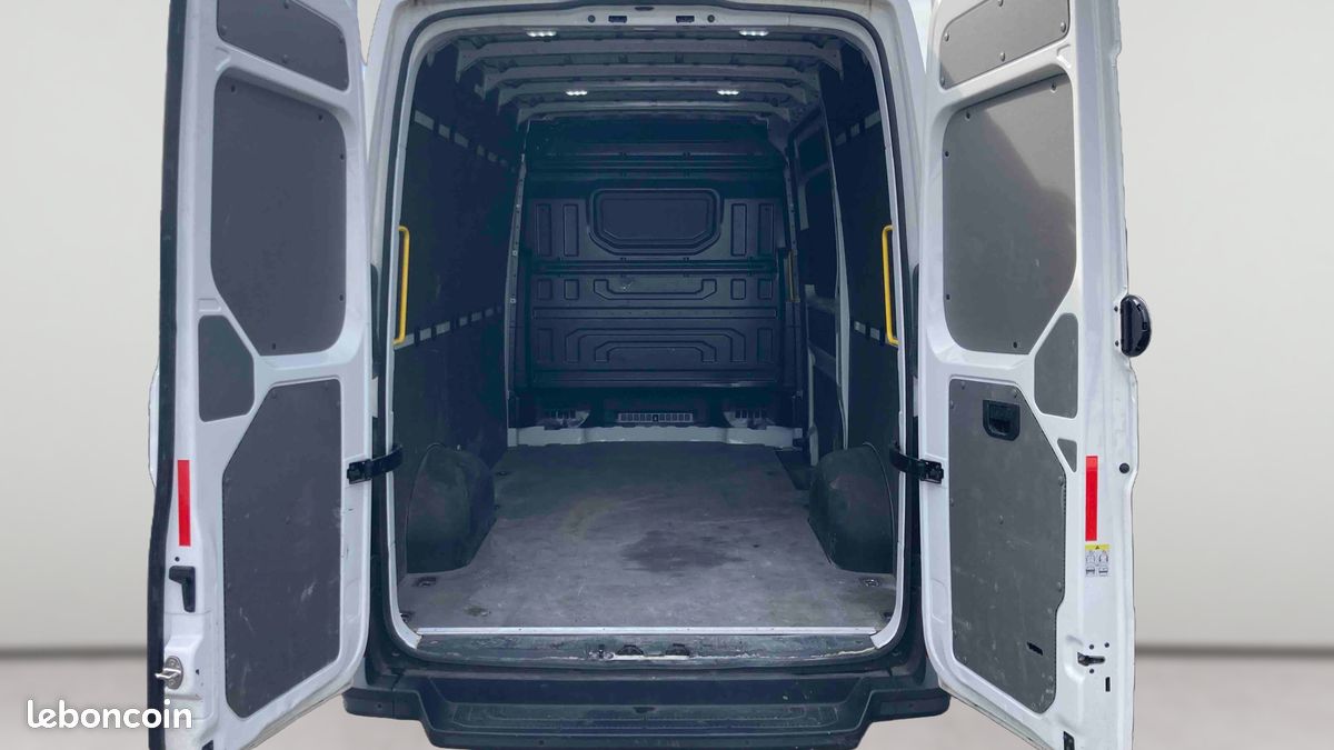 Volkswagen utilitaires crafter van 30 l3h3 2.0 tdi 140 ch business (image 11)