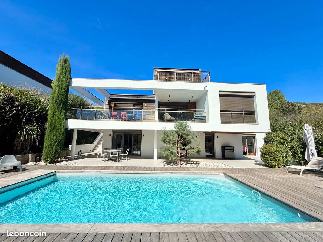Appartement 7 pièces 219 m² · à Argonay · 219 m² · 1 660 000 €