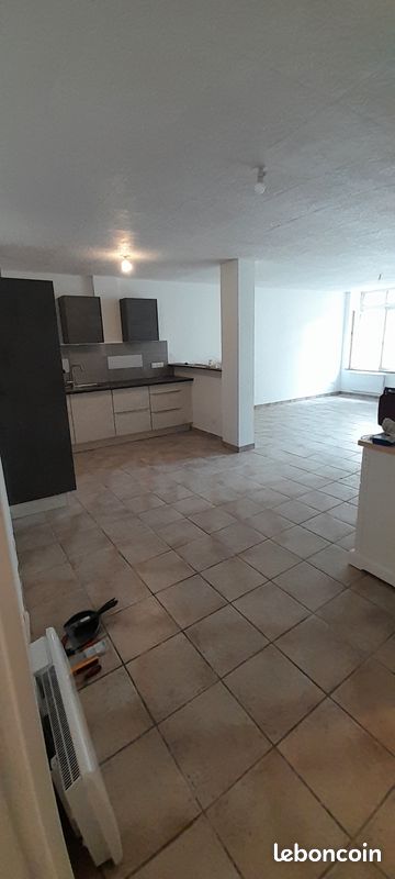 Appartement 2 pièces 47 m² · à Saint-Amand-Montrond · 47,4 m² · 550 €/mois