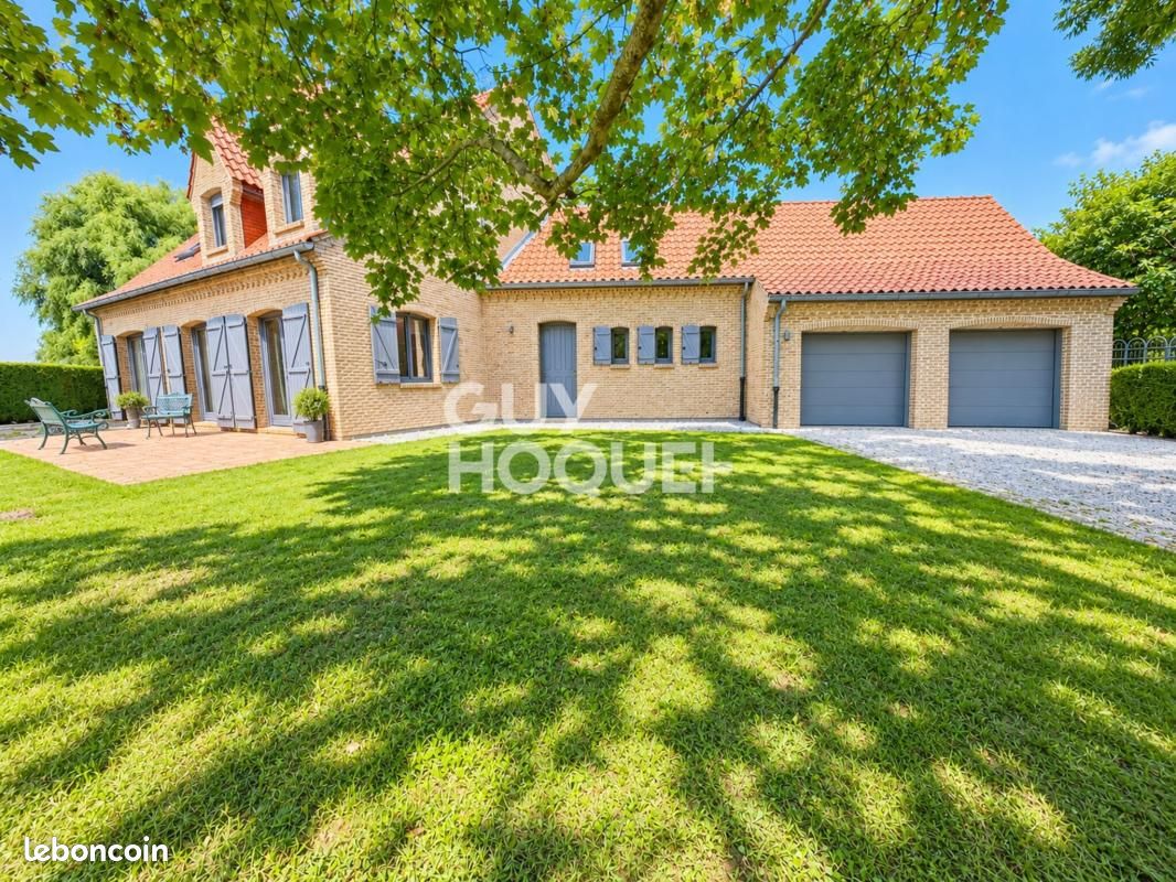 Maison 8 pièces 200 m² · à Radinghem-en-Weppes · 200 m² · 749 900 €