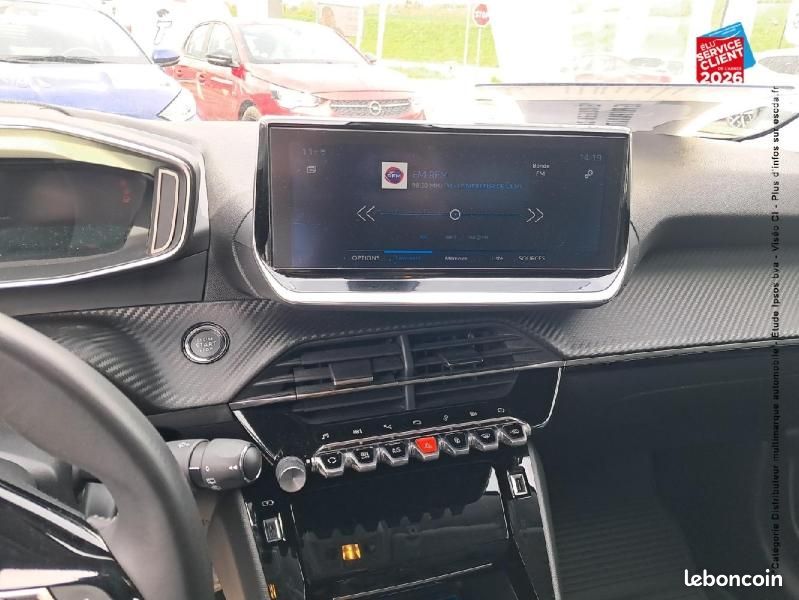 Peugeot 208 1.2 PureTech 100ch S&S Allure (image 20)