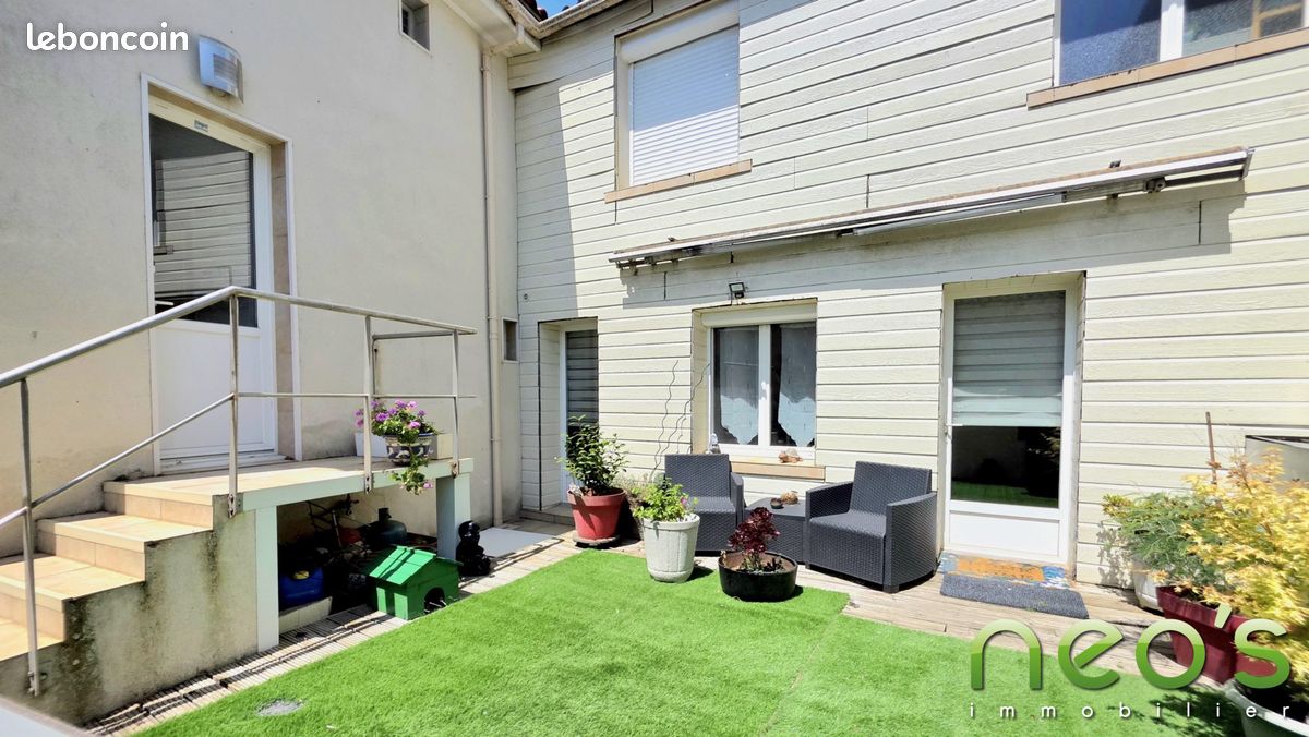 Maison 5 pièces 163 m² · à Chemillé-en-Anjou · 163 m² · 164 200 €