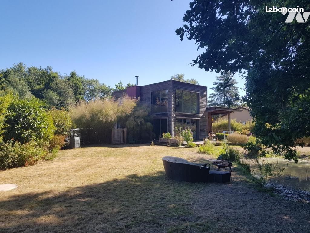 Maison 3 pièces 130 m² · à Le Pallet · 130 m² · 298 800 €