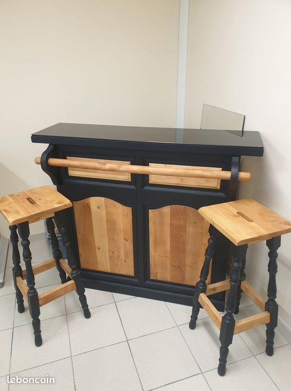 Bar (image 1)