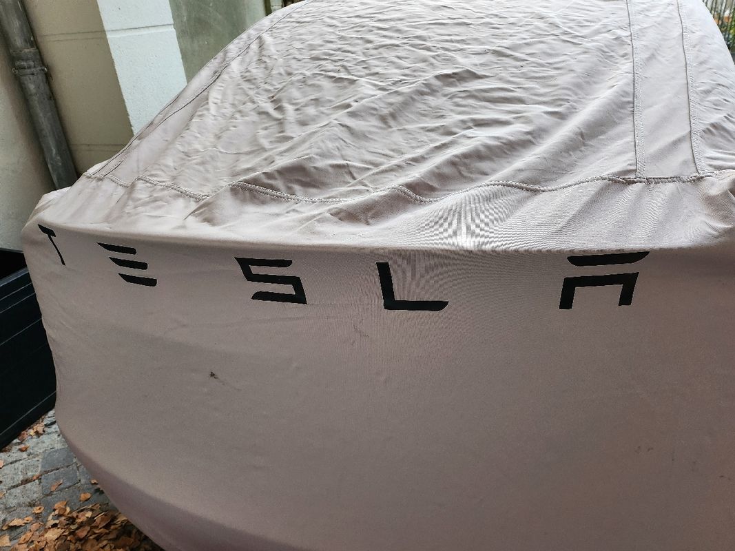 Bâche de protection pour Tesla Model 3