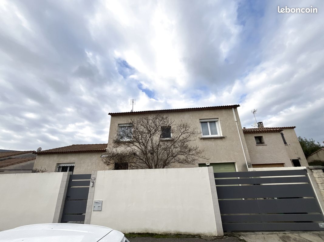 Maison 4 pièces 107 m² · à Nîmes · 107 m² · 242 000 €